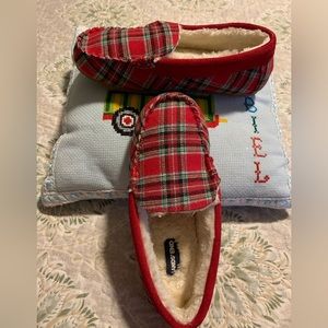 Lands’ End Kids slippers size 3